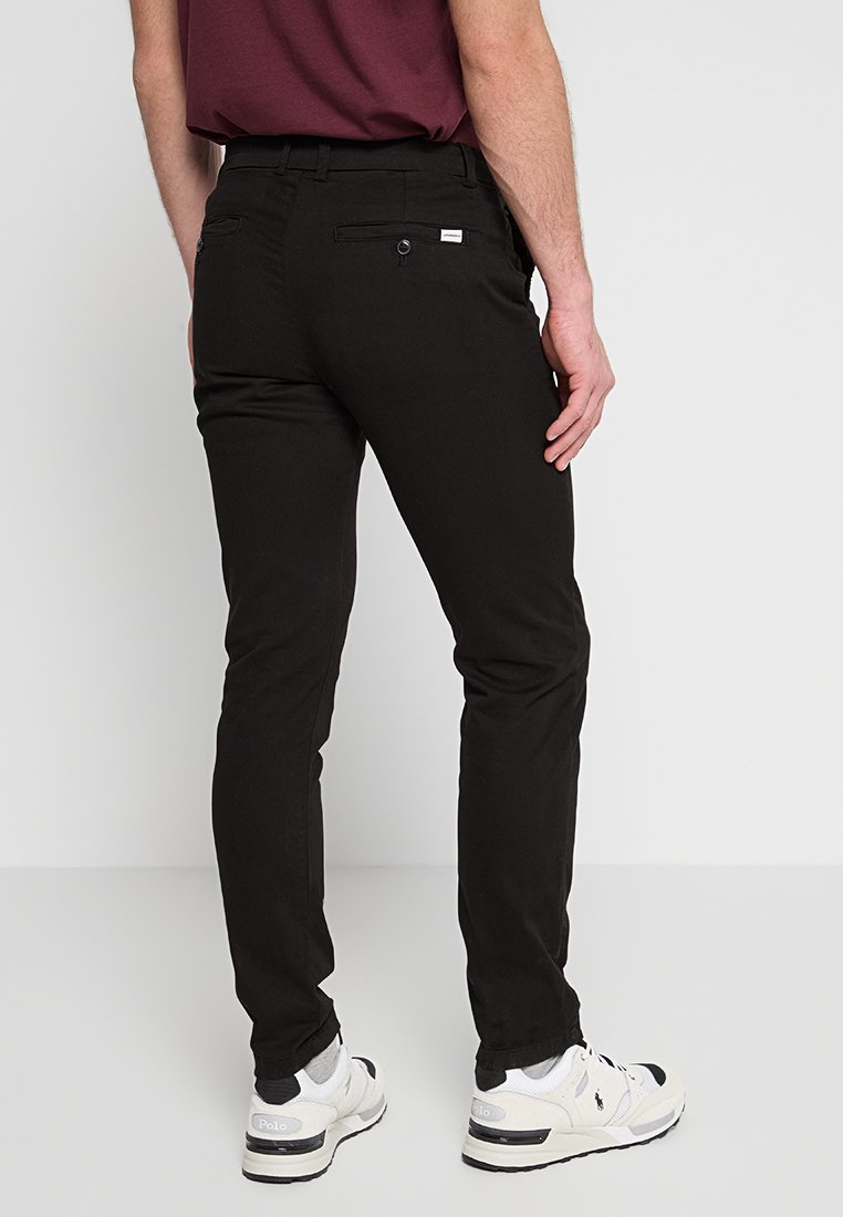 SLIM FIT Media 3