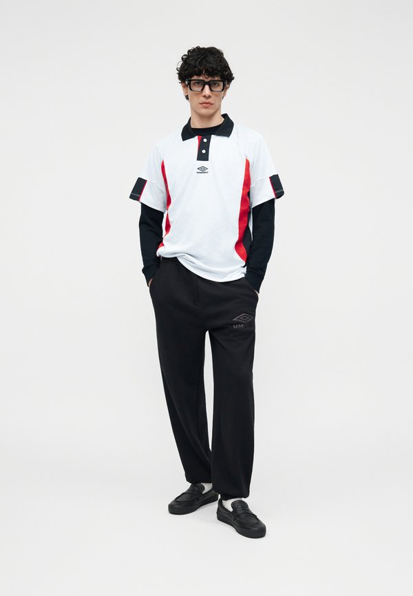 Umbro FOOTBALL UNISEX