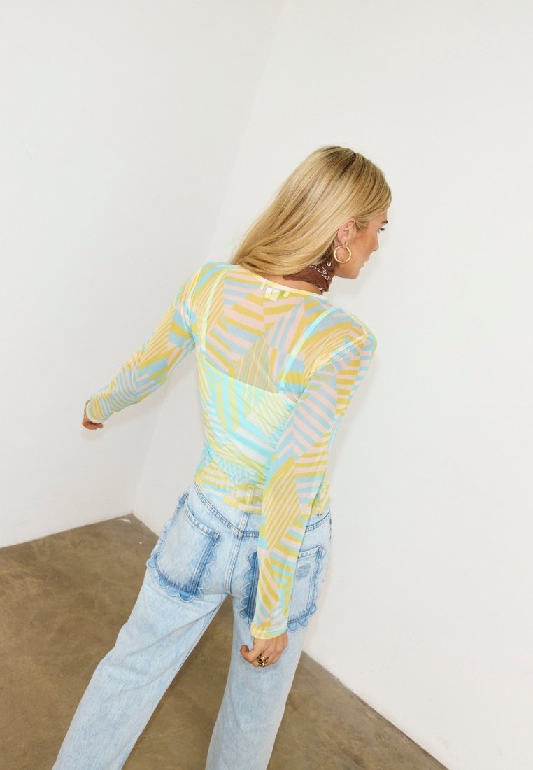 Never Fully Dressed WESTERN ABTSRACT LONG SLEEVE TOP