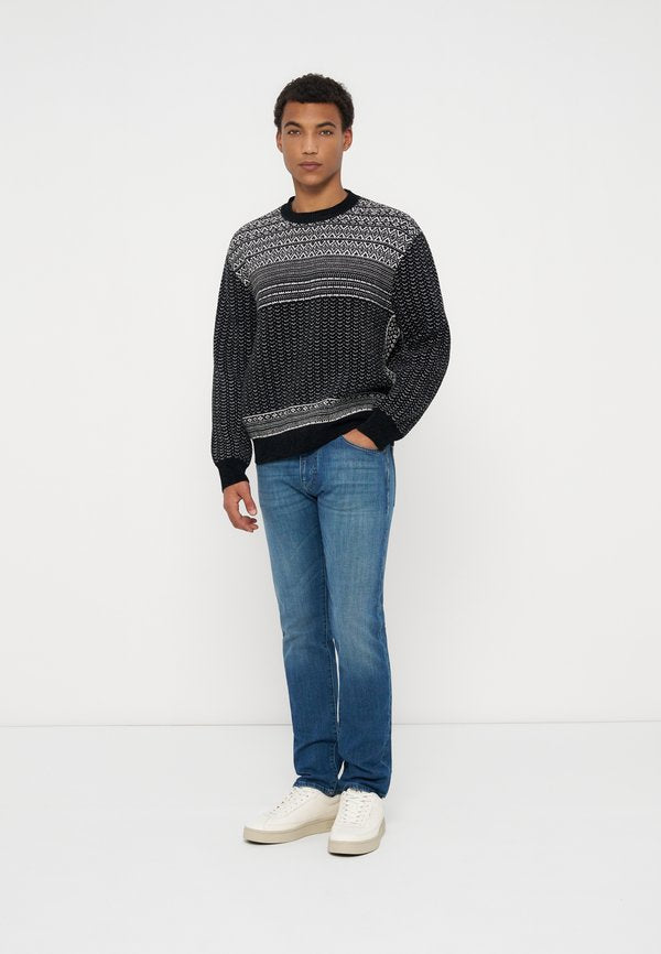 Armani Exchange