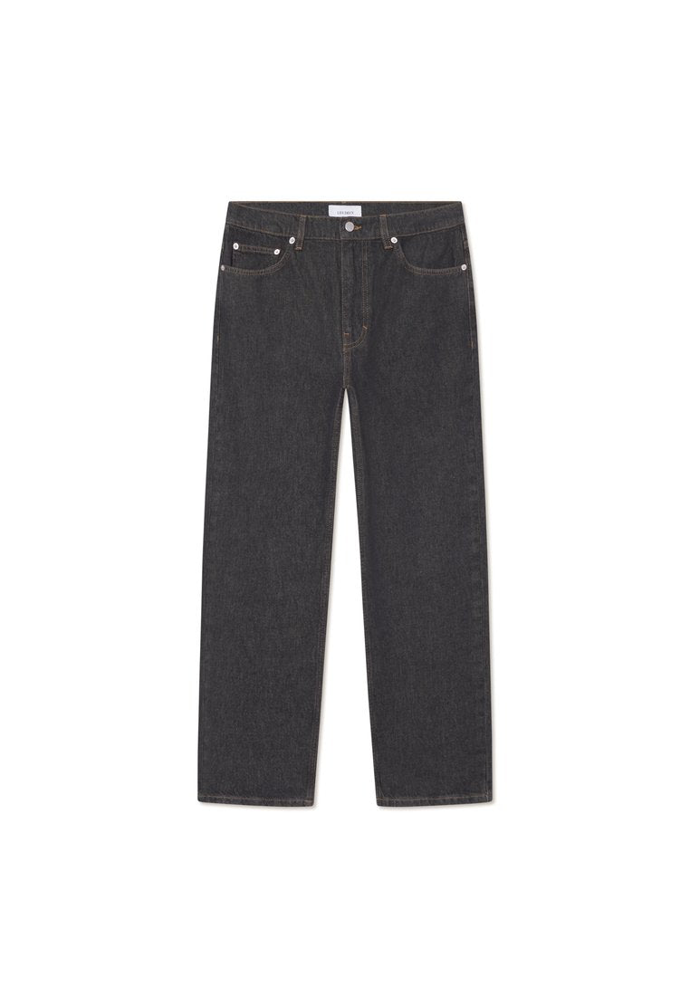 Dunkelblaue Jeans mit geradem Bein, fünf Taschen-Design und kontrastierenden Nähten. Verfügt über metallische Beschläge an der Taille und den Taschen.