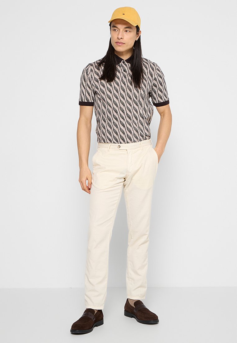 Hackett London