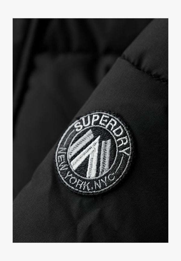 Superdry & Co CITY CHEVRON PADDED - Winter coat - black