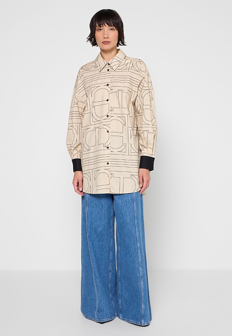 TWINSET