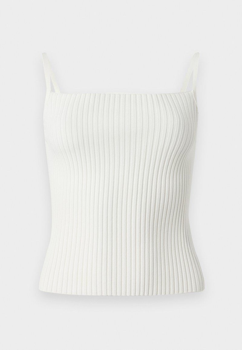 Weißes geripptes Tanktop aus einem elastischen Material, mit schmalen Trägern und einer figurschmeichelnden Silhouette, das durchgehend eine vertikale Textur aufweist.