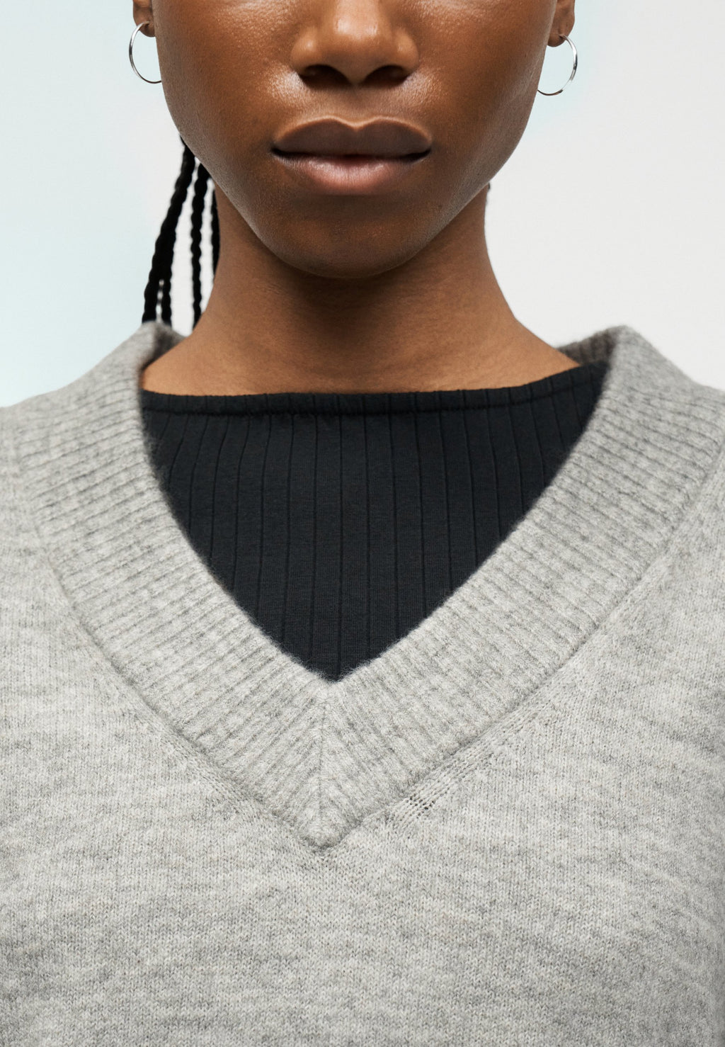 GAP AIRY V NECK