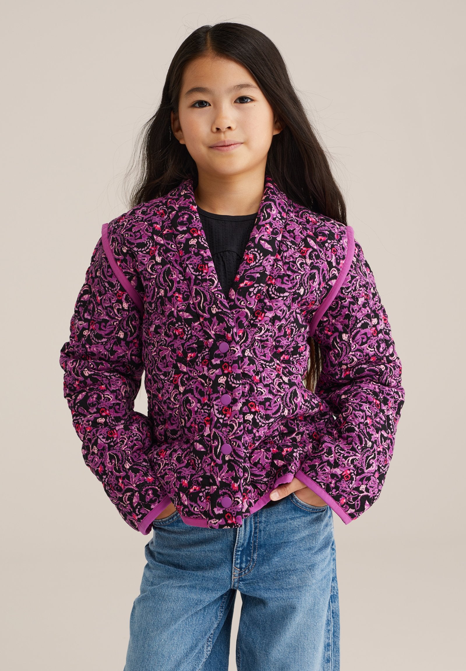 WE Fashion