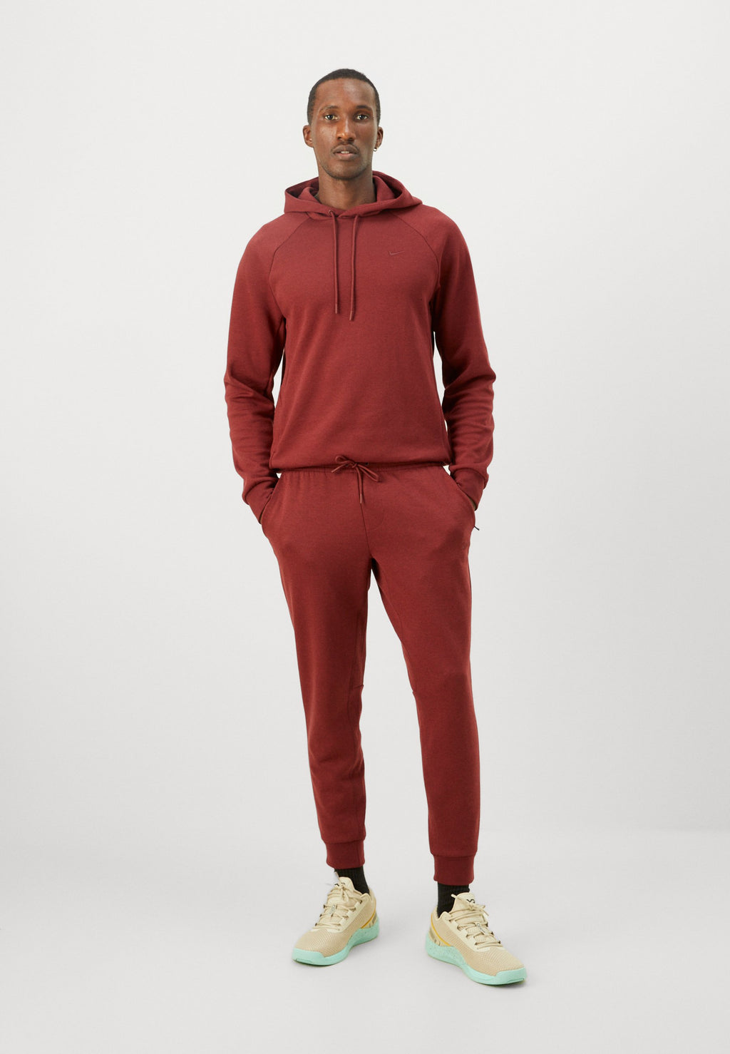Nike Performance PRIMARY JOGGER PANT