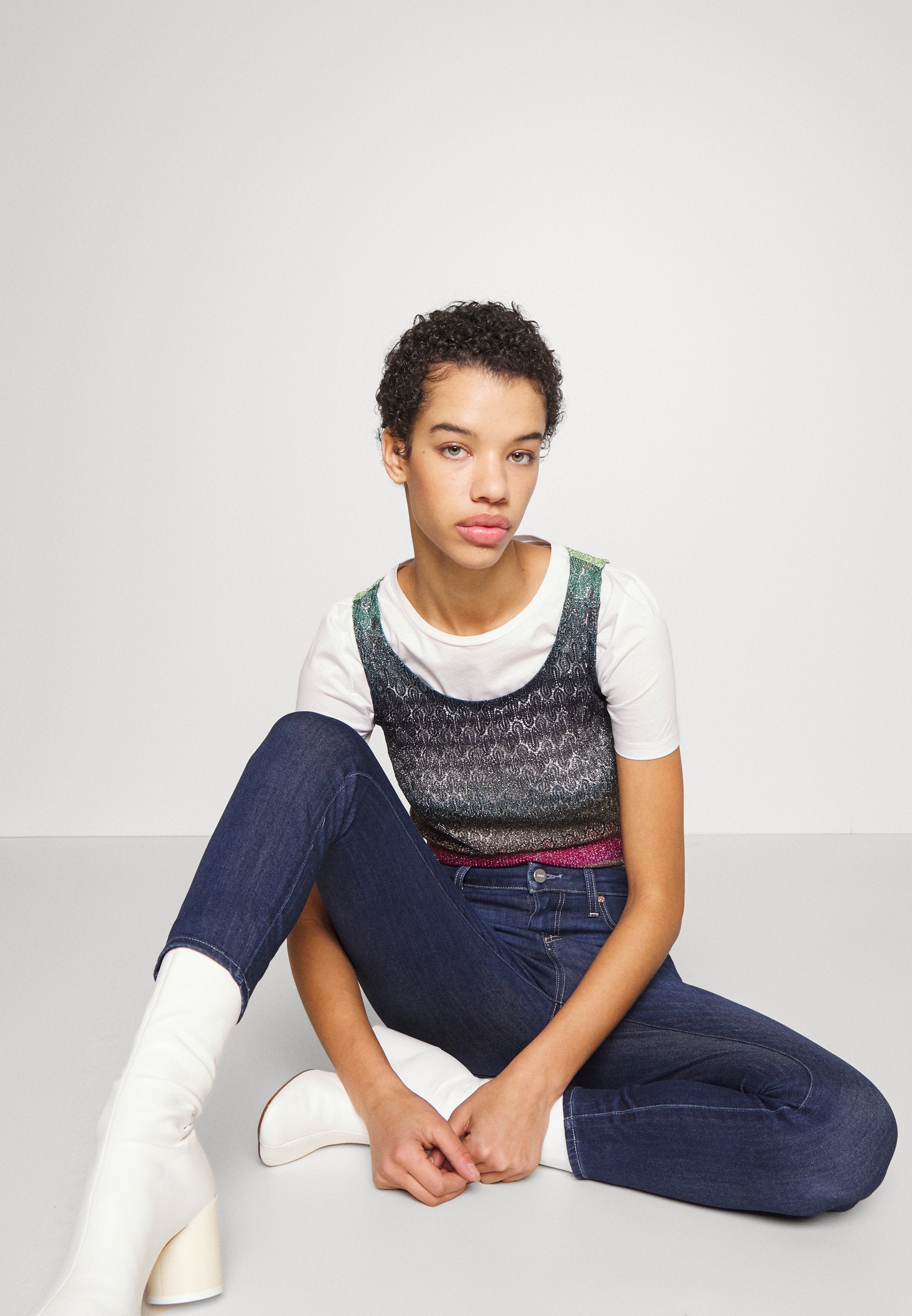 Paige HOXTON CROP