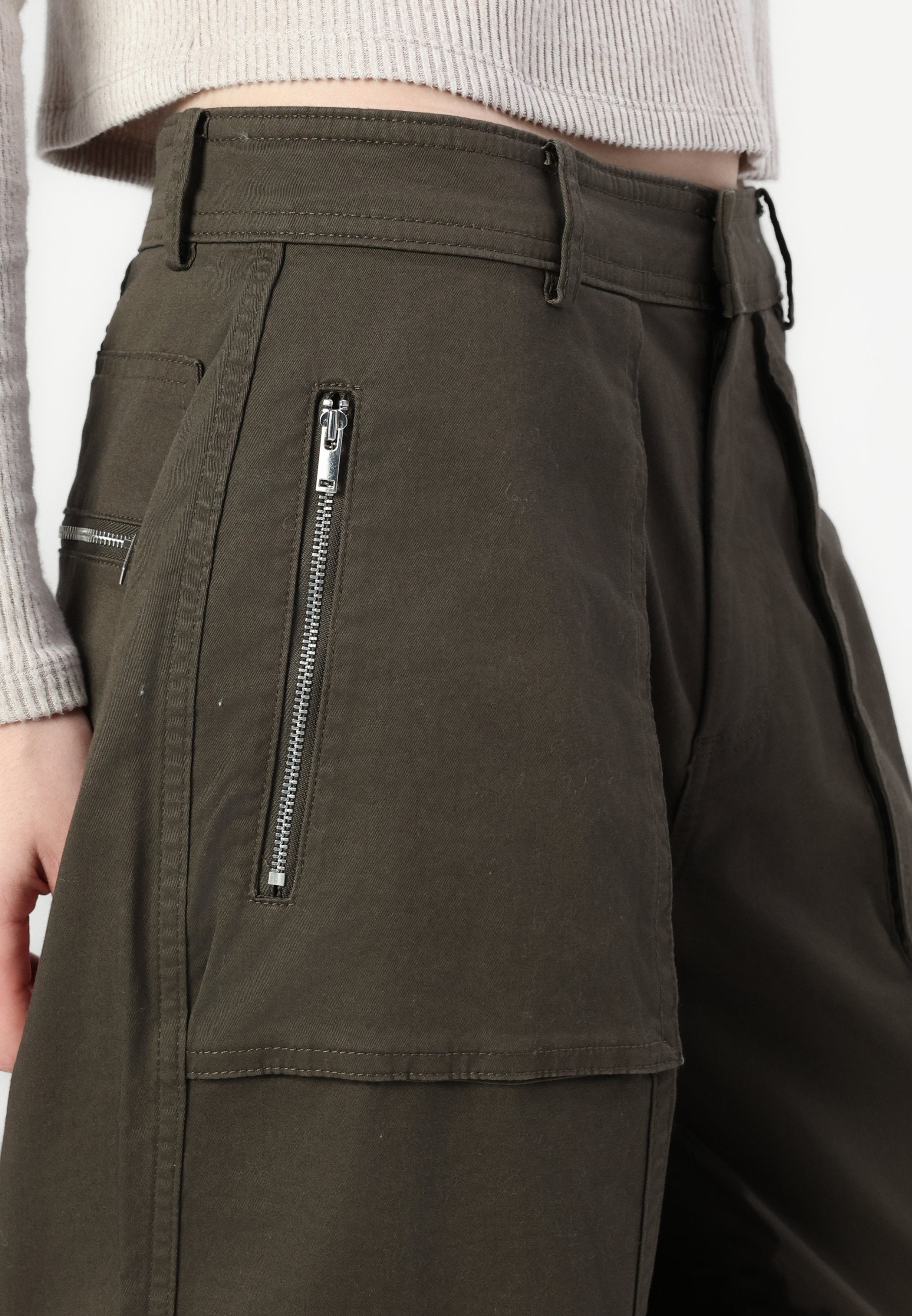 Abercrombie & Fitch ZIPPER UTILITY PANT