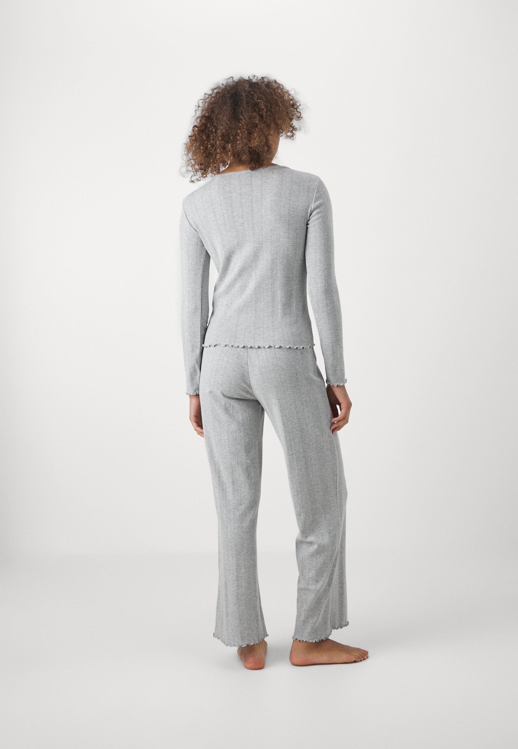 ONLCOZY SET Media 4