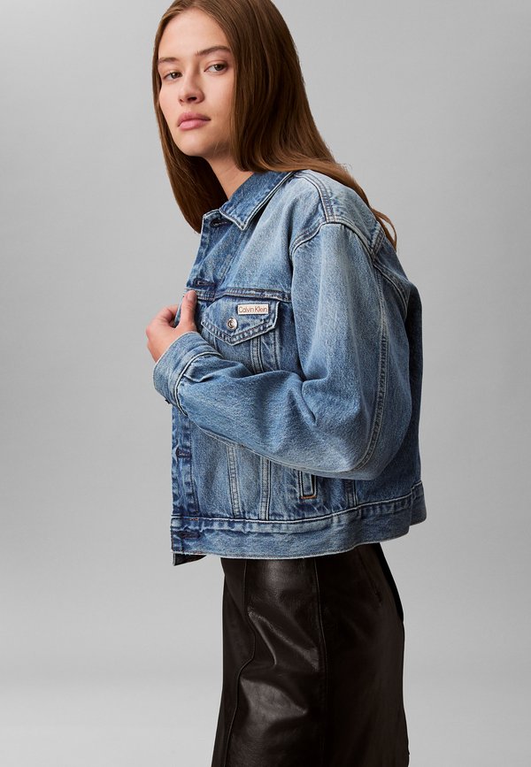 Calvin Klein Jeans