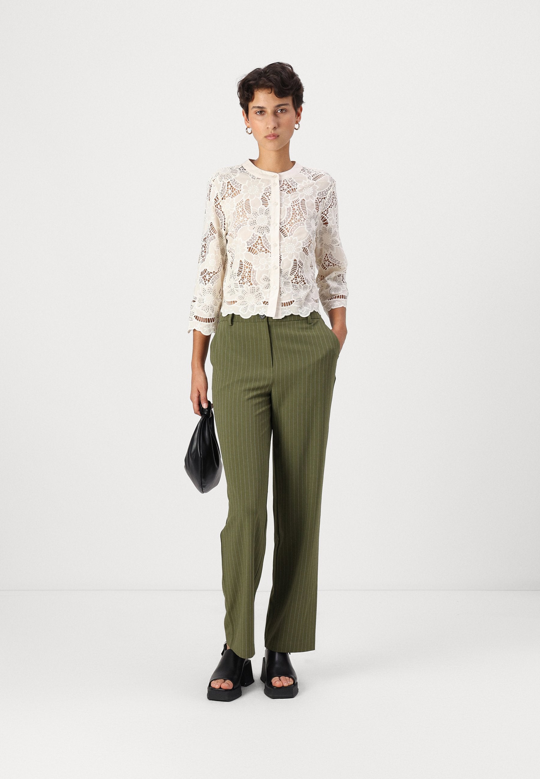 ONLKIYA WIDE PANT Media 2
