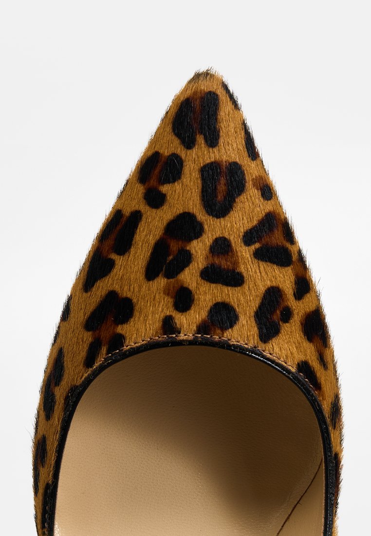 Jimmy Choo AZA