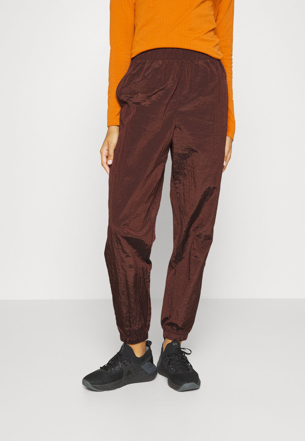 GAP LUSTRE JOGGER