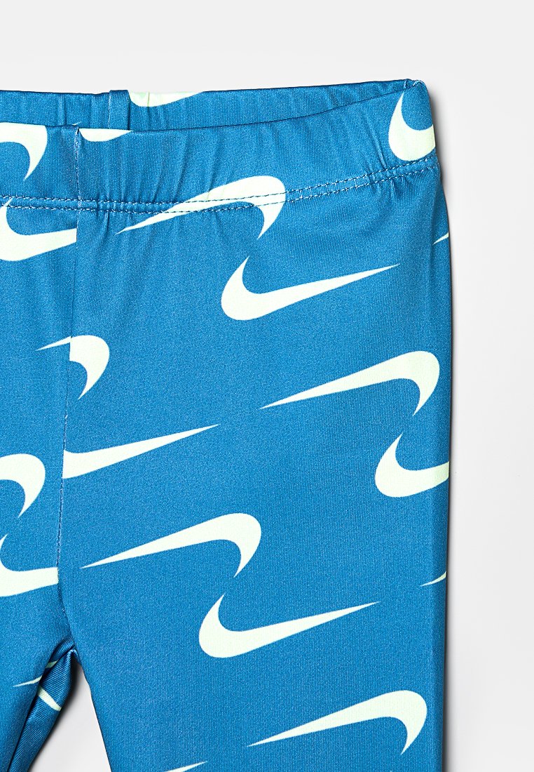 Nike Sportswear NEW IMPRESSIONS SET