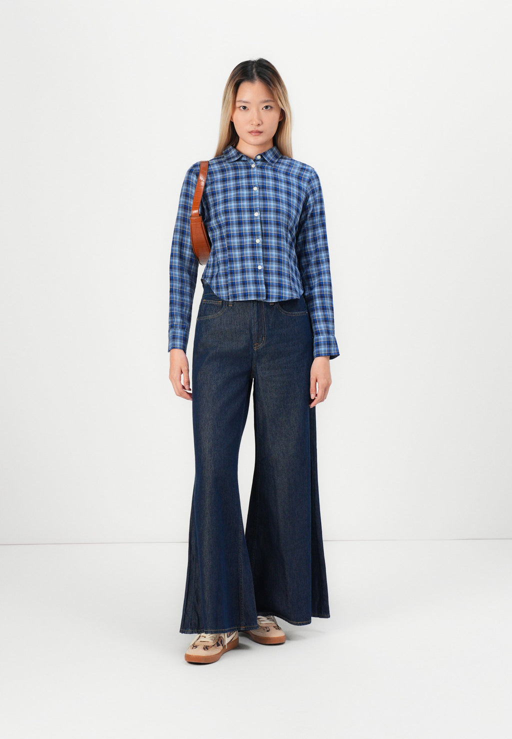 GAP FITTED CROPPED SHIRT