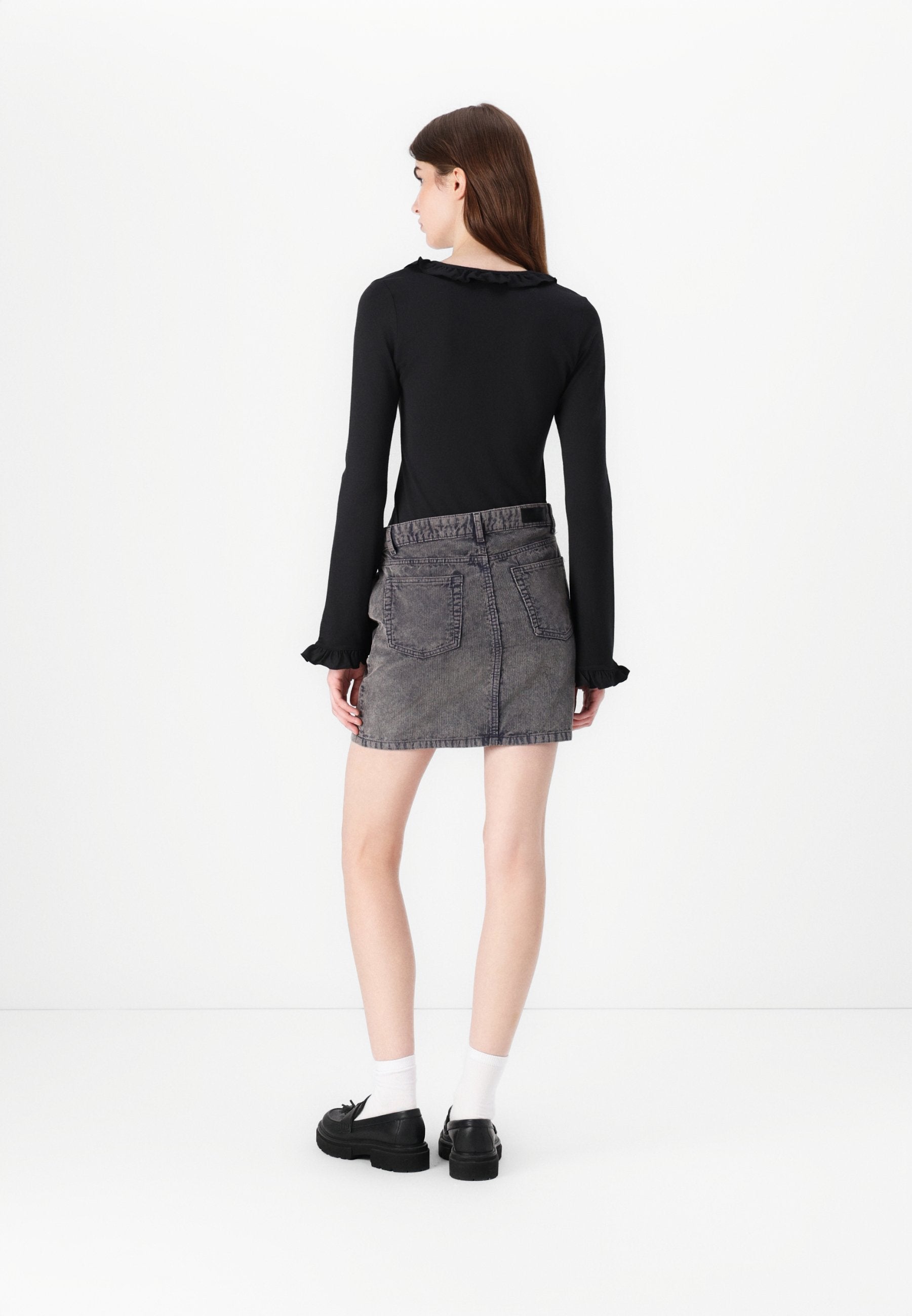 ONLSKY MOUNA SKIRT Media 4