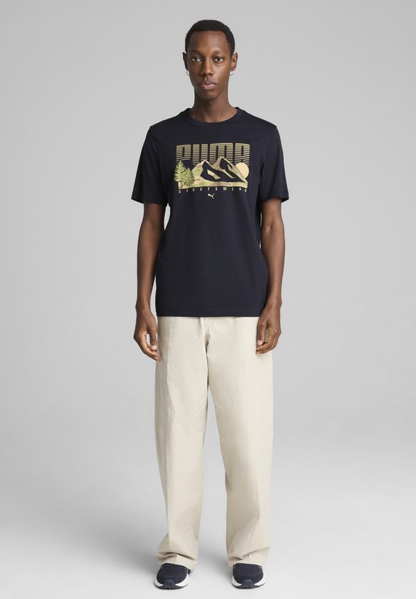 Puma GRAPHICS MOUNTAIN - Print T-shirt - new navy