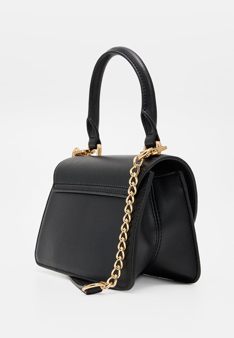 Love Moschino