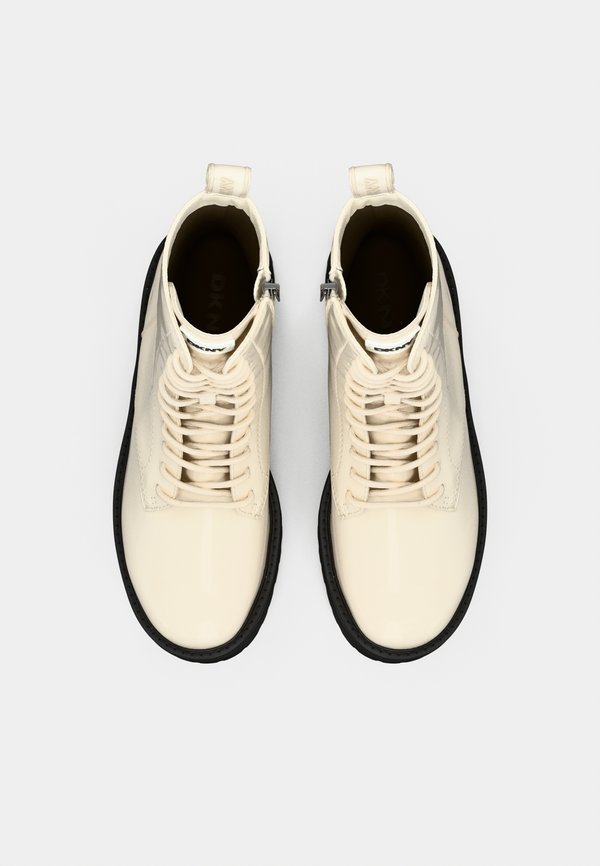 DKNY BATU LACE UP BOOT