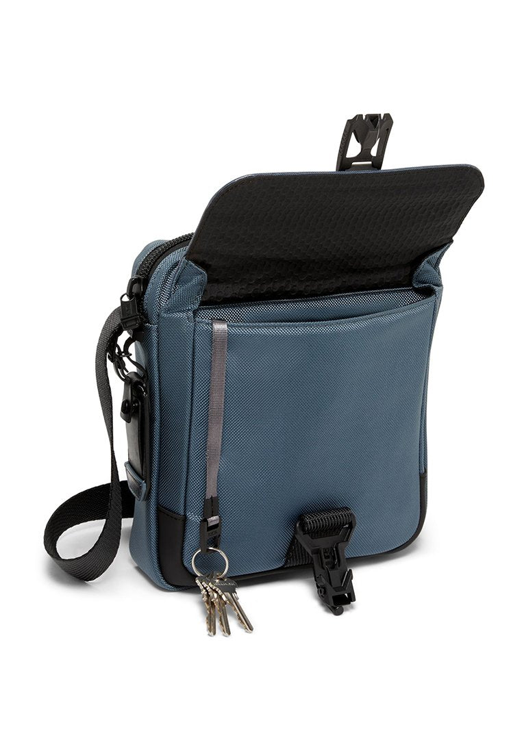 Tumi JUNIOR