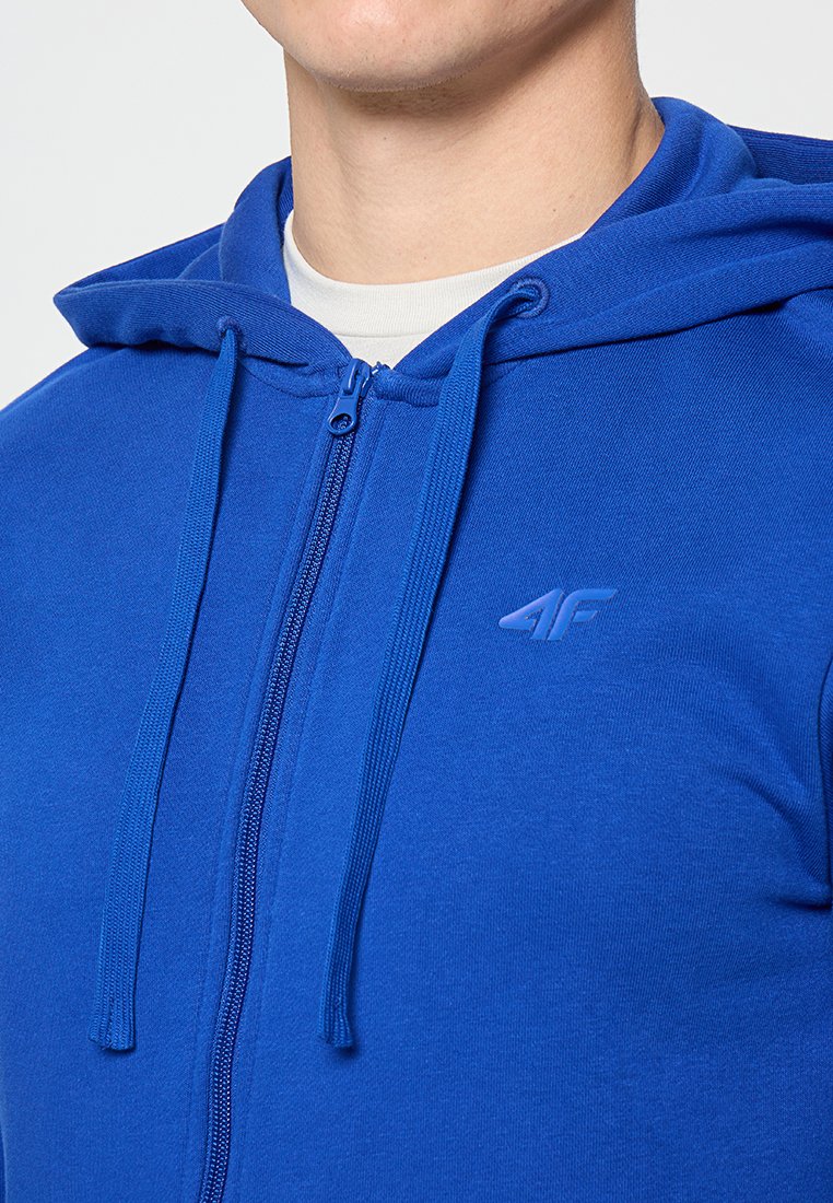 4F