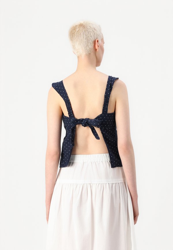 Hollister Co. OPEN BACK