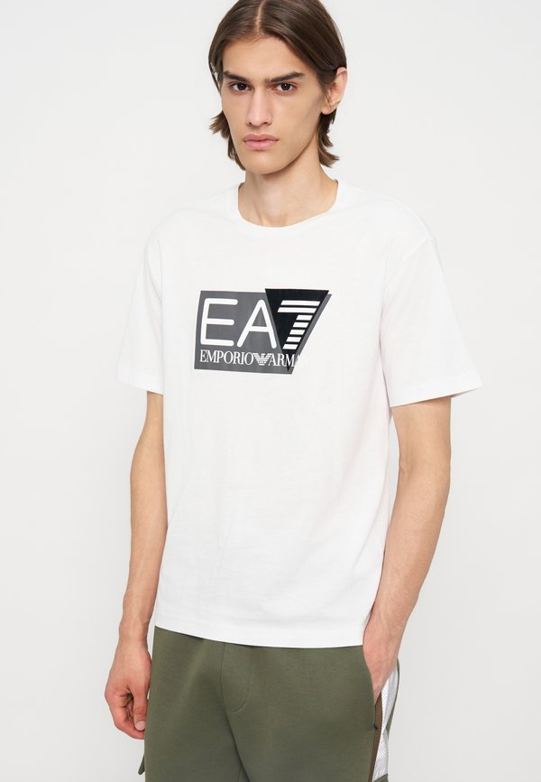 EA7 Emporio Armani