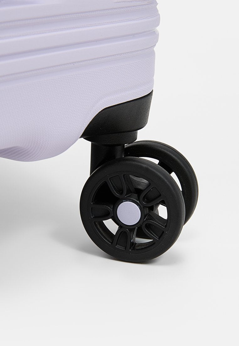 American Tourister SPINNER