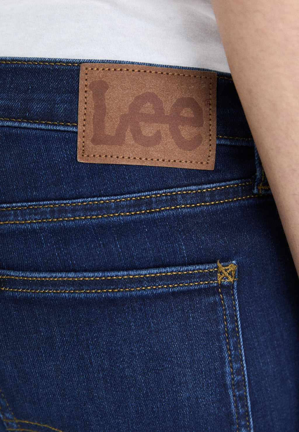 Lee MALONE