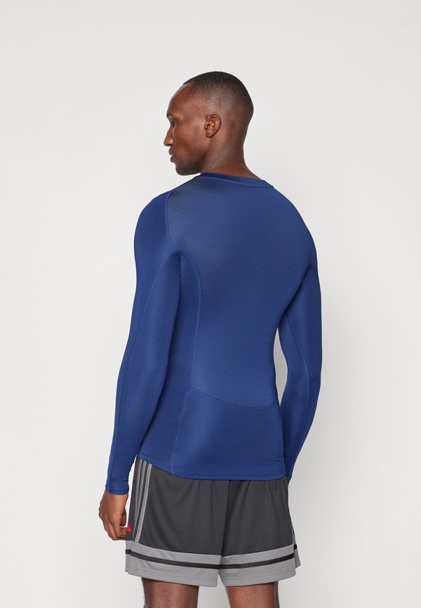 adidas Performance TECHFIT LONGSLEEVE T-SHIRT MEN
