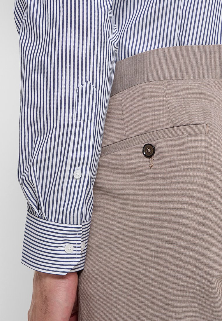 Michael Kors SLIM FIT