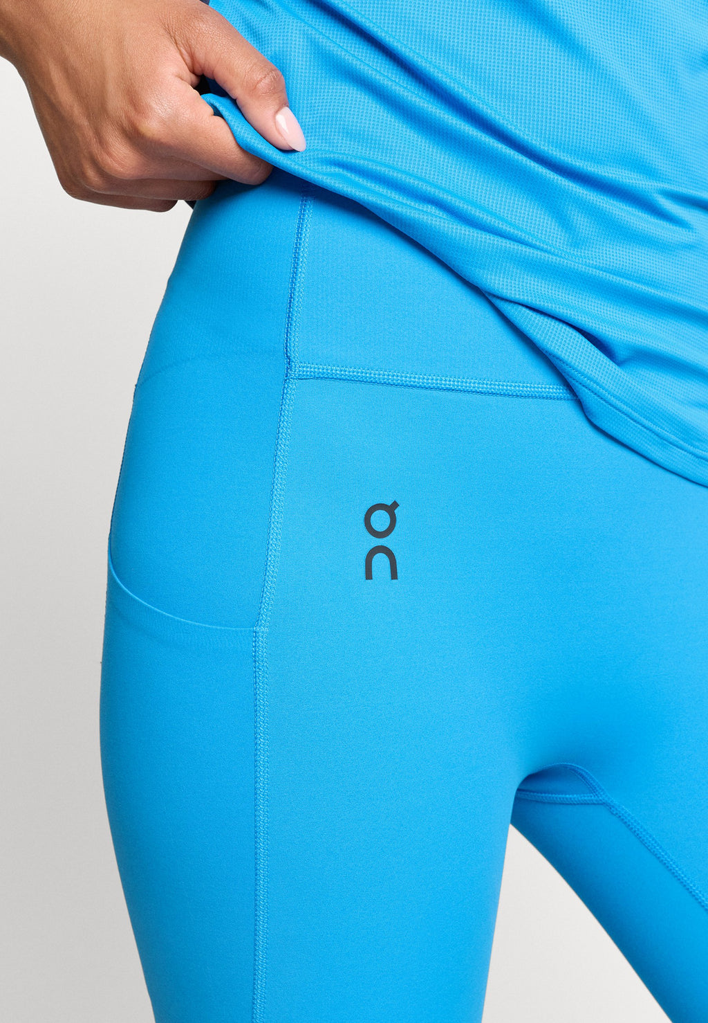 On Leggings Media 6