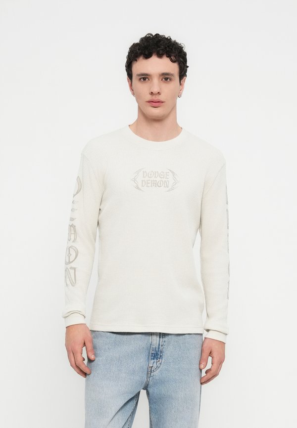 Hollister Co.