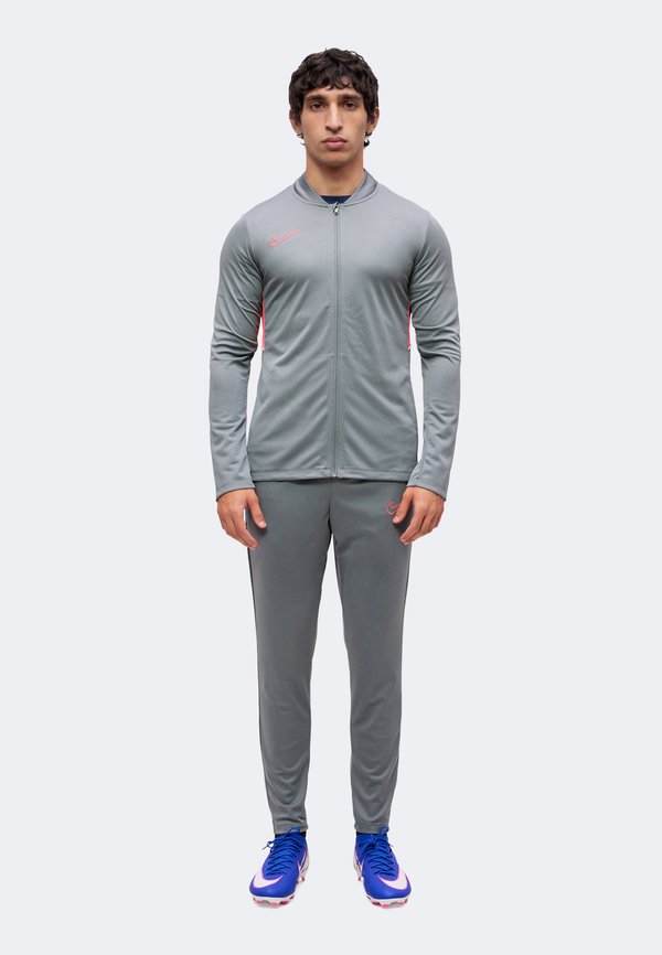 Nike Performance ACD25 - Tracksuit - smoke grey hot punch white hot punch