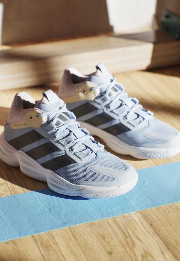 adidas Performance ADIDAS PERFORMANCE COURT STABIL INDOOR SHOES