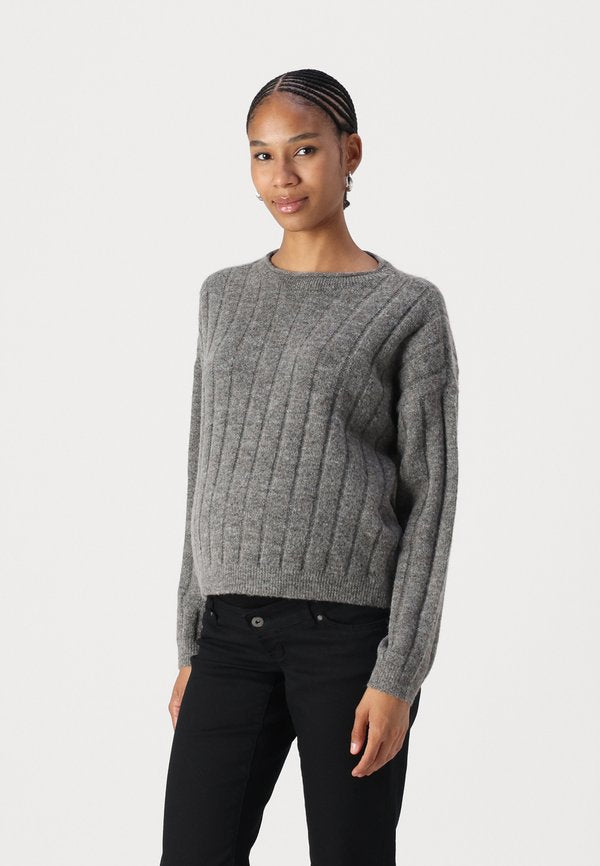Vero Moda Maternity Knitted Regular Fit Round Neck