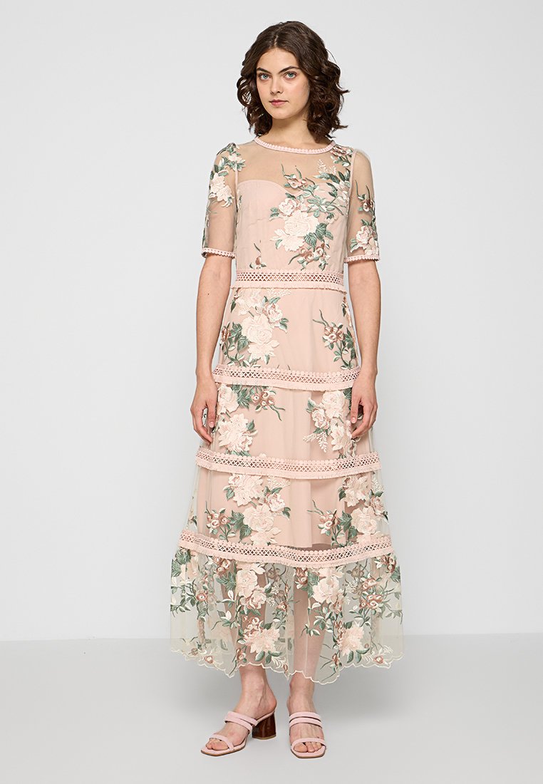 Apart Glamour Maxikleid Media 1