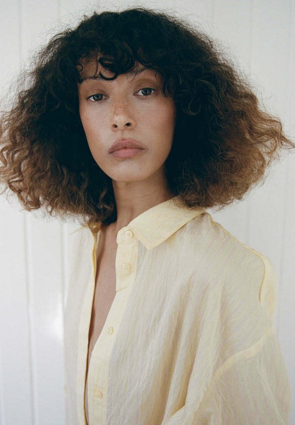 Mango ADULT - Button-down blouse - yellow