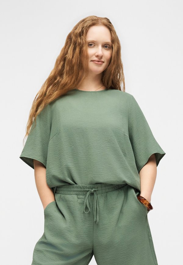 Vero Moda Curve VMCALVA O NECK