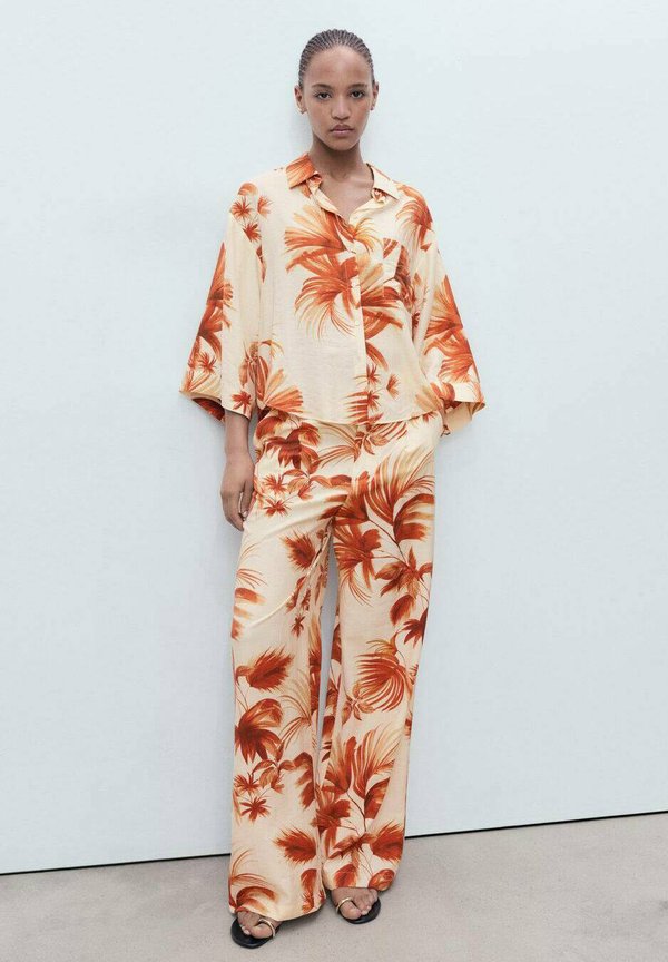 Mango PALM TREE WITH THREE-QUARTER SLEEVES