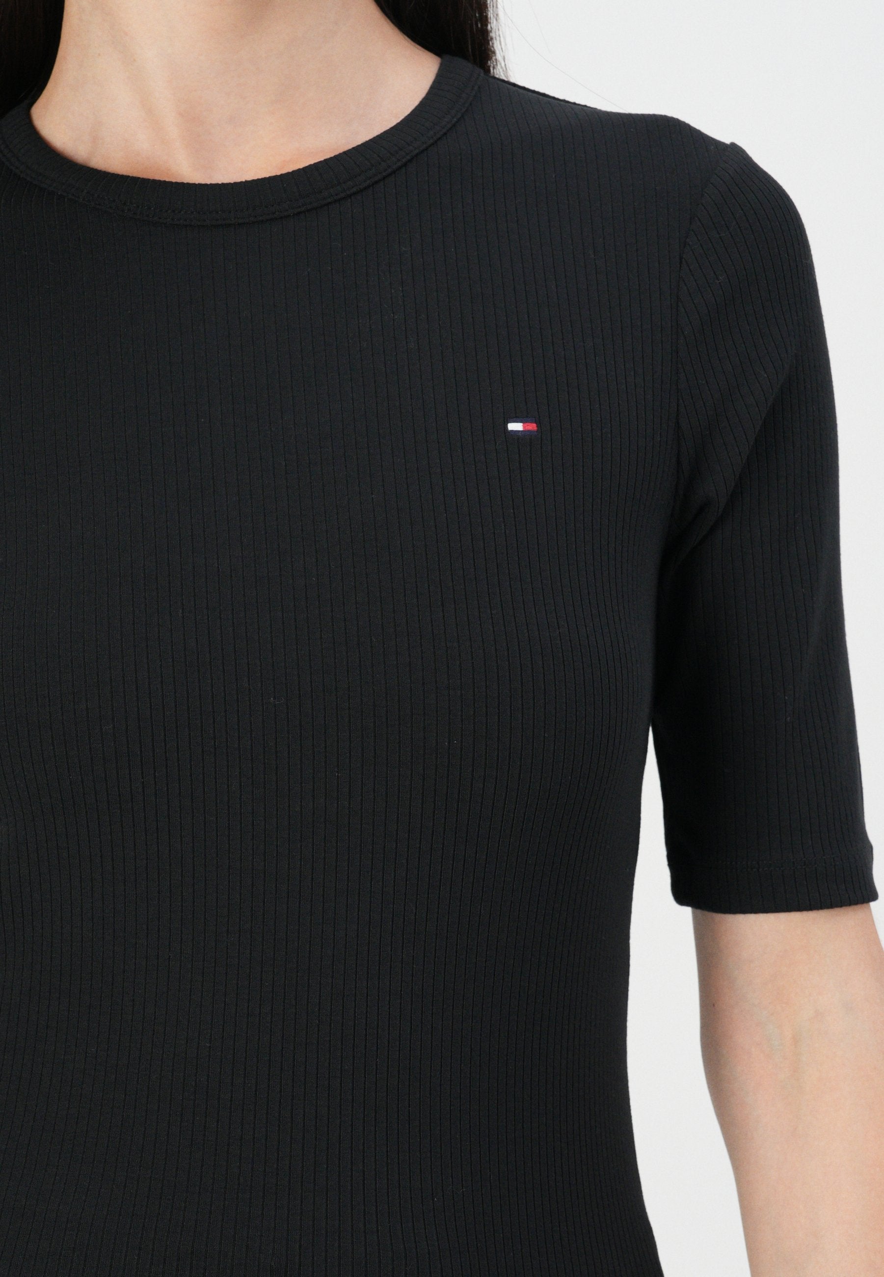 RIBBED SLIM HALF SLEEVE T-SHIRT Media 6