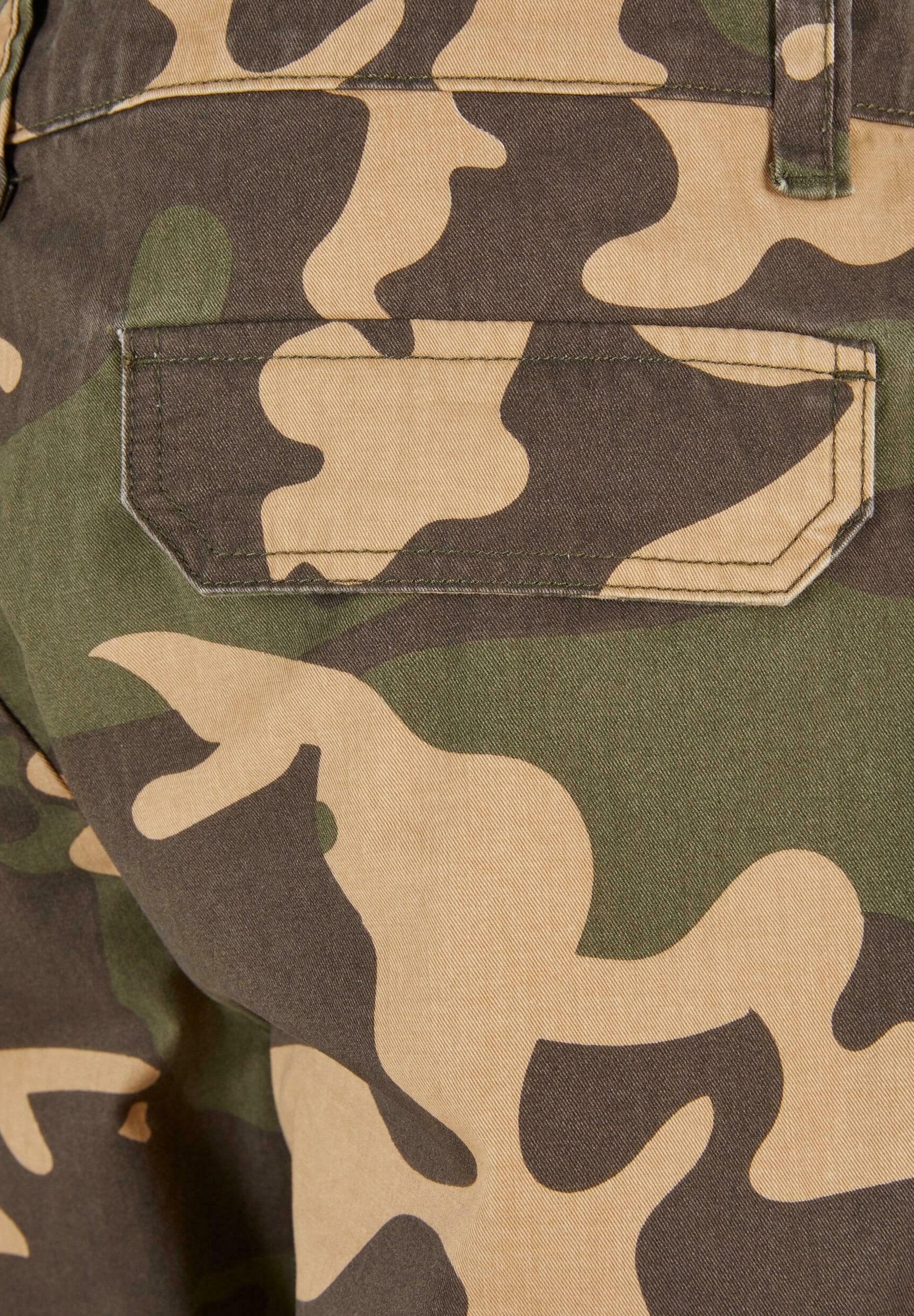 Urban Classics CAMO