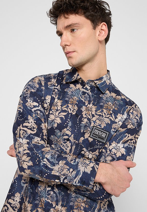 Versace Jeans Couture