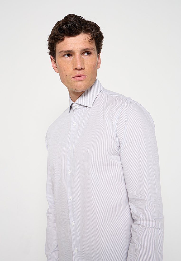 Michael Kors SLIM FIT