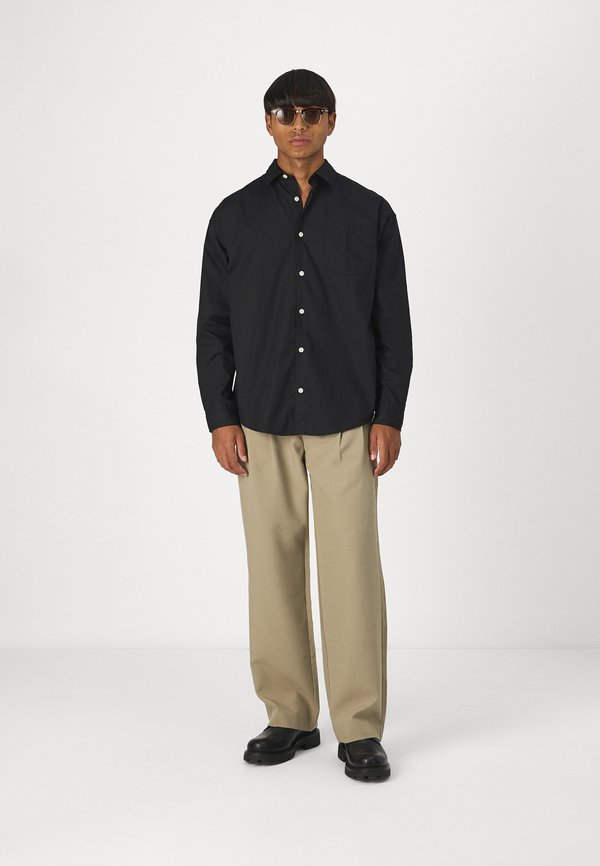 Jack & Jones Classic wide leg fit