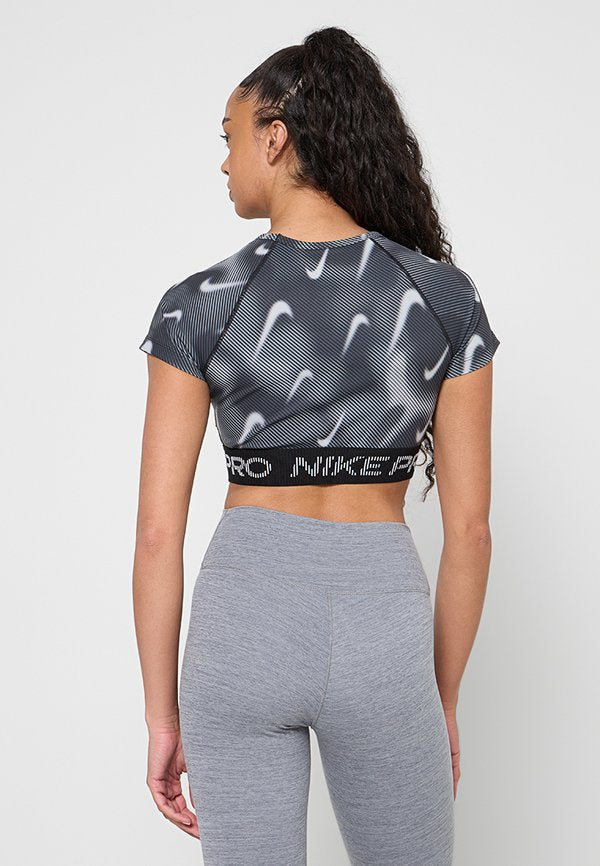 Nike Performance