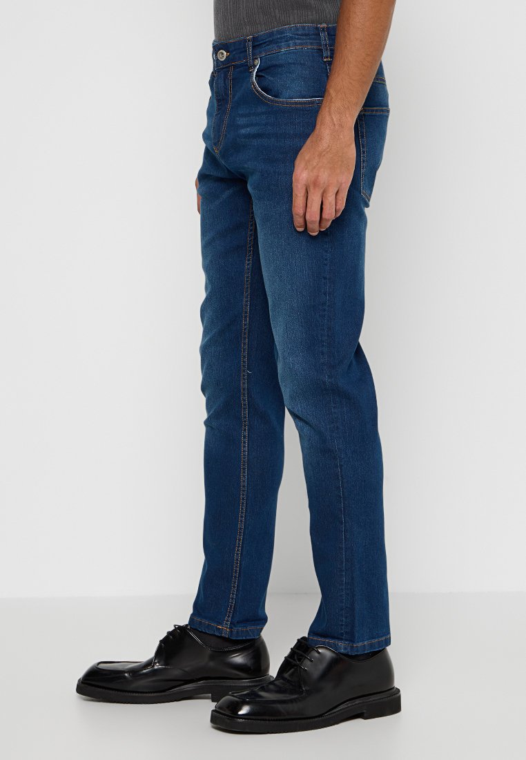 Lindbergh Jeans Tapered Fit Media 2