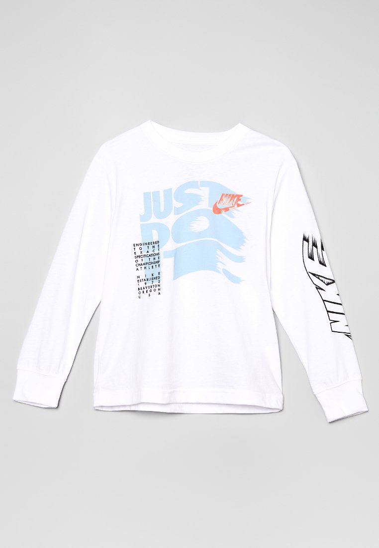 Nike Sportswear